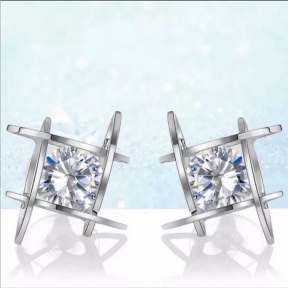 NEW 3D Silver Cage Simulated Diamond Stud Earrings Fashion Jewelry - Picture 2 of 6